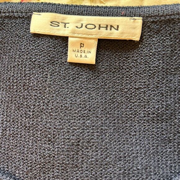 St. John Women's Navy Blue Knit Short Sleeve Top EUC XS FA07=Fall 2007 Collectio - Picture 3 of 9